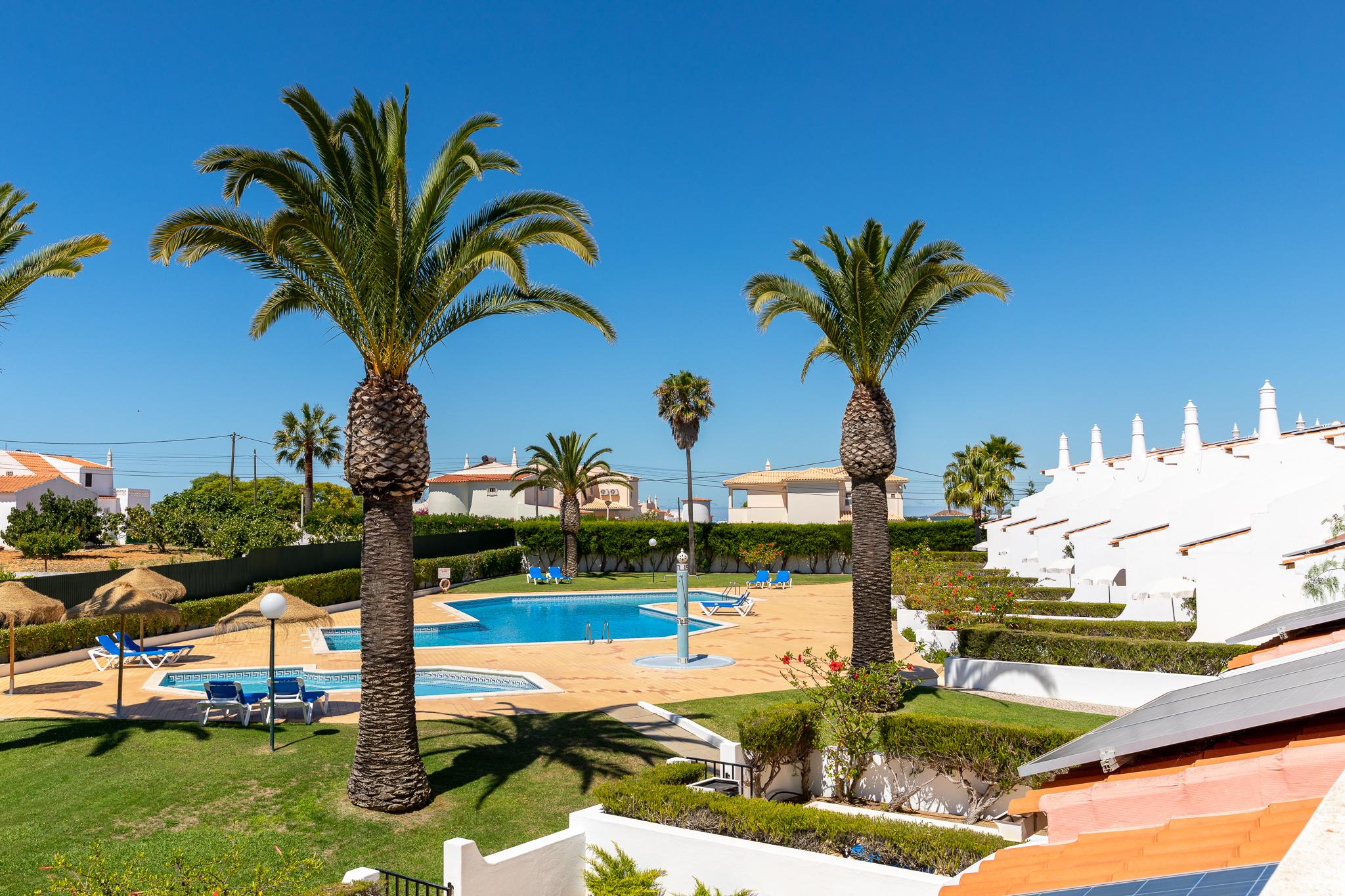 אלבופיירה Moradias Villas Joinal מראה חיצוני תמונה